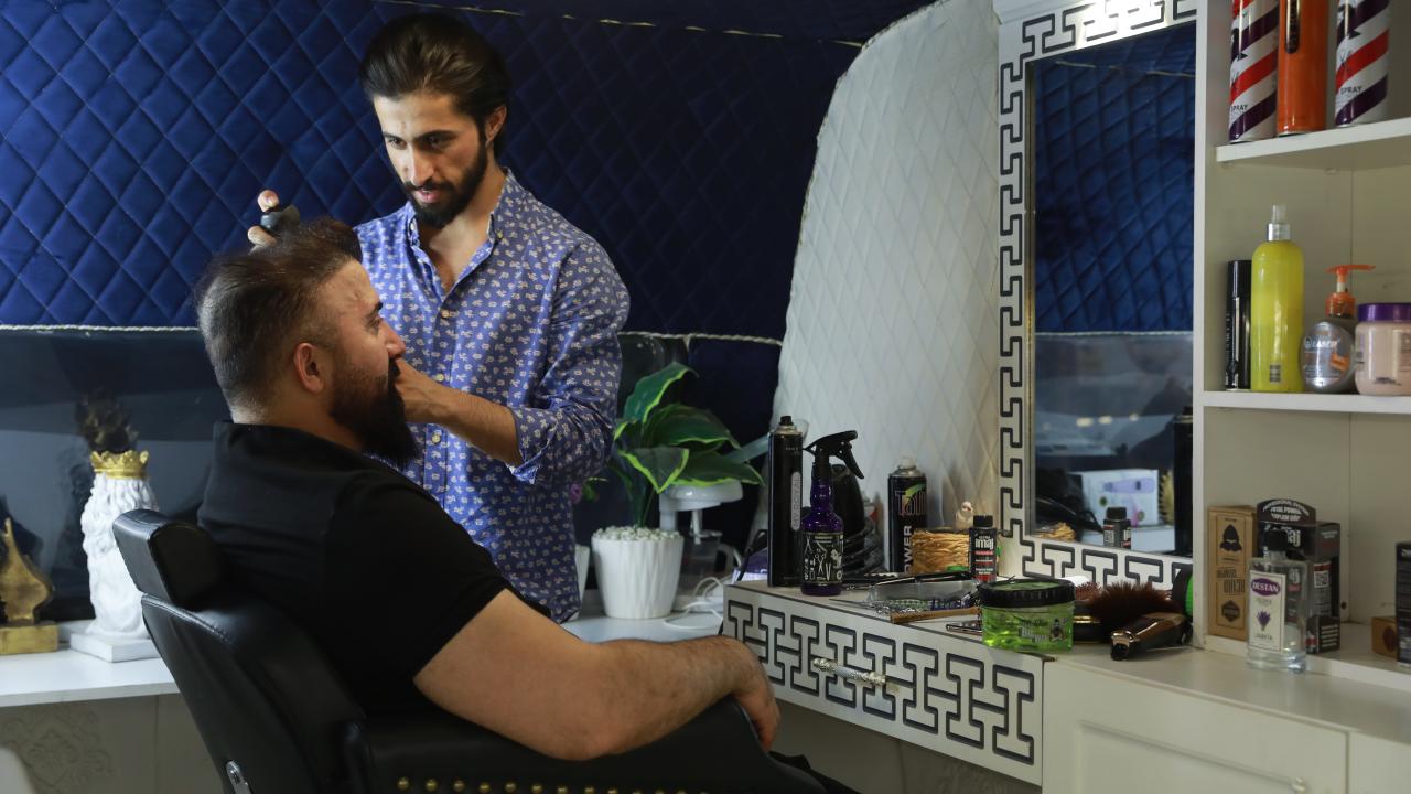 Fotoğraf çektirmek için gelenler de var