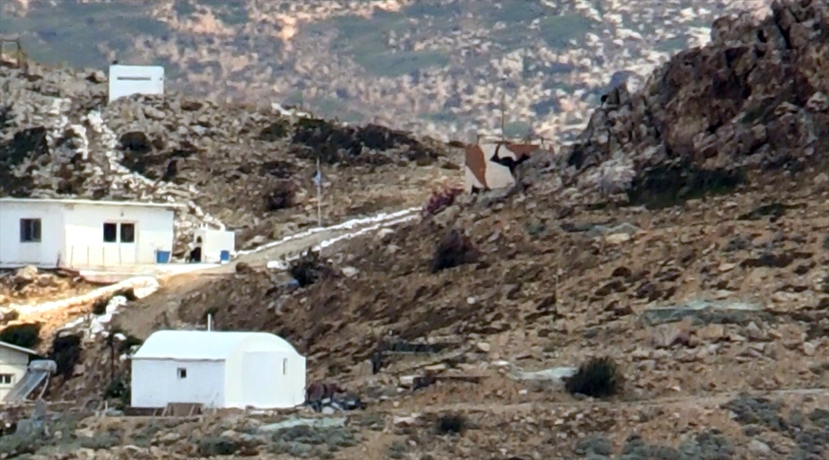 “ASKERSİZ, SİLAHSIZ OLMASI GEREKİYOR, İSTİHKAMIN OLMAMASI GEREKİYOR”