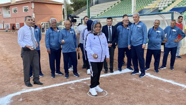Kırşehirde şehit ailelerine `bocce` eğitimi verildi