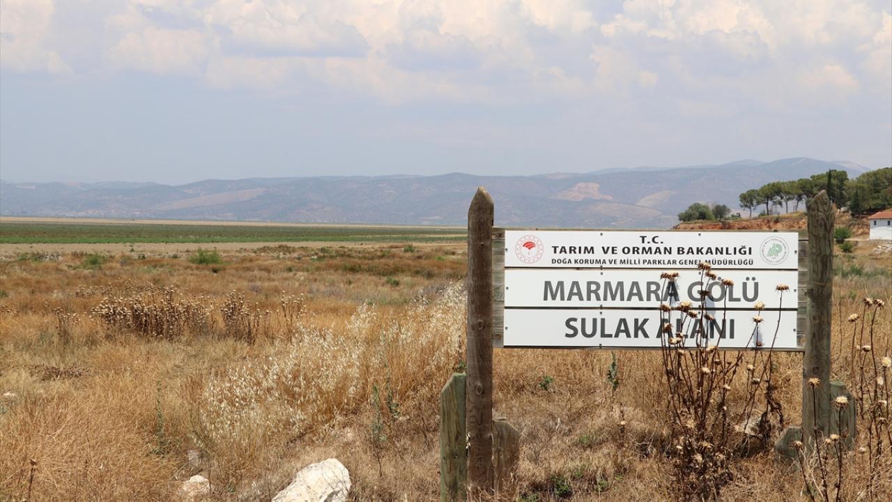 Yer altı suları çekildi