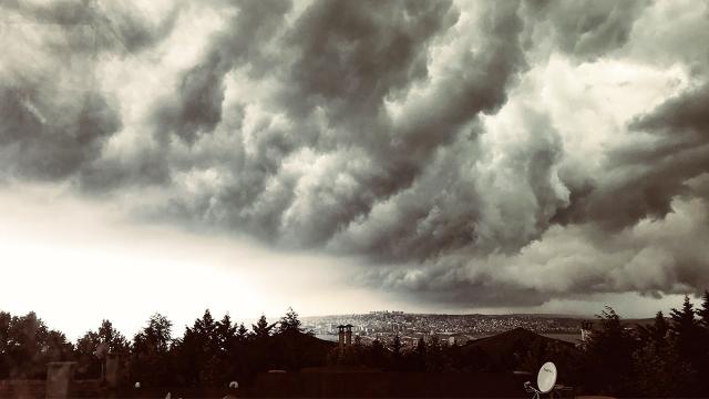 Yağışlar yarın şiddetleniyor: 6 kente kırmızı kodlu uyarı