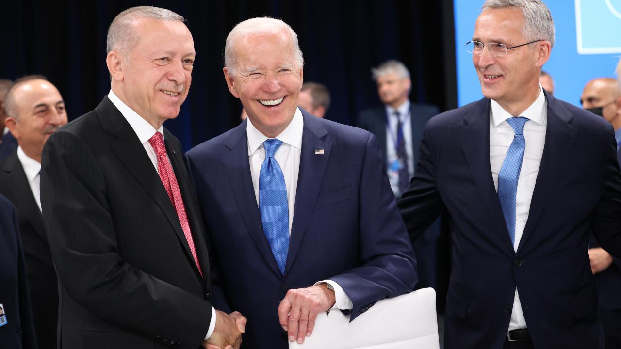 Erdoğan ve Biden`dan samimi sohbet