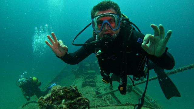 İtalyan konuklar, turizme açılan Çanakkale Savaşı batıklarına dalış yaptı