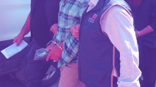 Kocaelide kablo çalan şüpheli tutuklandı