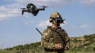 "Hudut kartalları" yerli ve milli silahlarla sınır güvenliğini sağlıyor