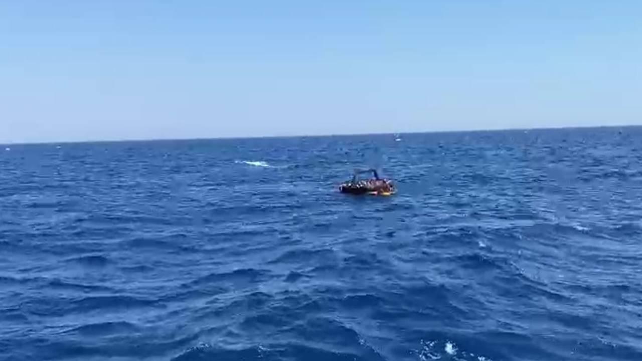 Muğla açıklarında 75 düzensiz göçmen kurtarıldı