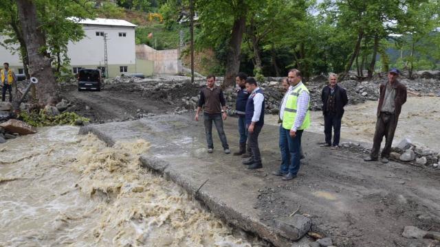 Sinopta taşkınların ardından dere ve ırmakların debileri düştü