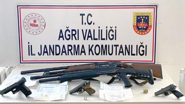 Ağrıda tefecilik operasyonunda 5 zanlı yakalandı