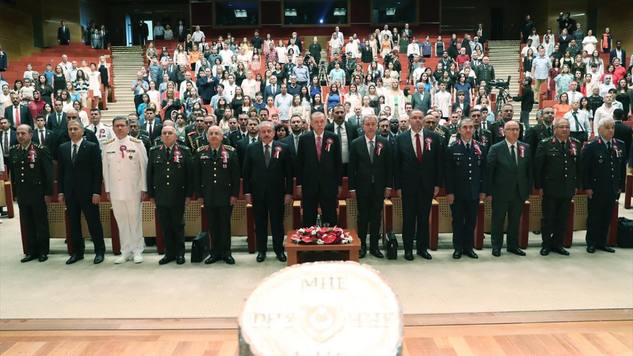 "Terörle mücadelemizi inşallah sıfırı tüketene kadar yürüteceğiz"