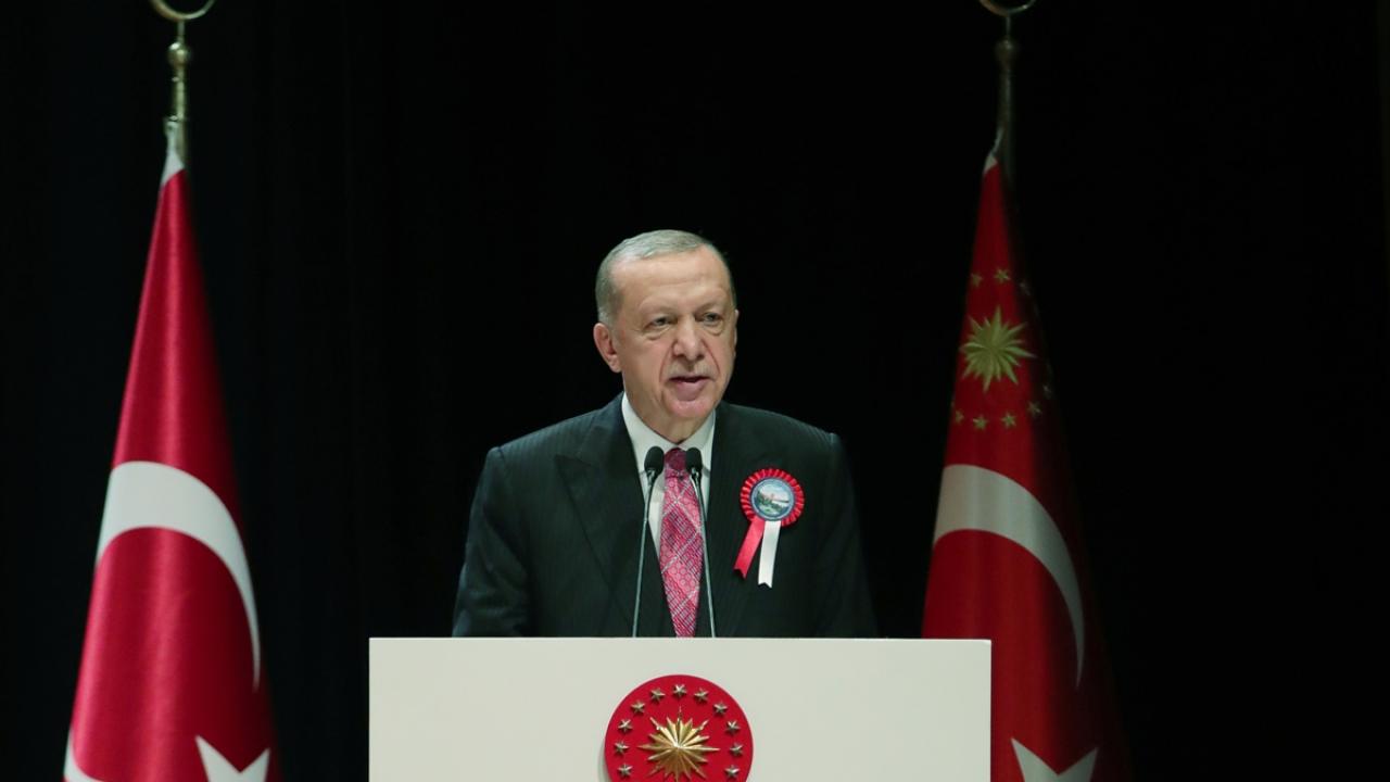 "Savunma sanayiimize özel bir yer verdik"