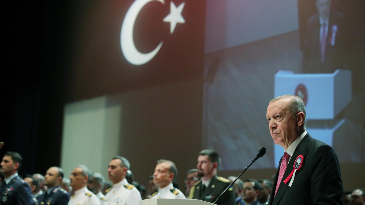 "Sözde müttefiklerimizin nasıl sırtlarını döndüklerini unutmadık"