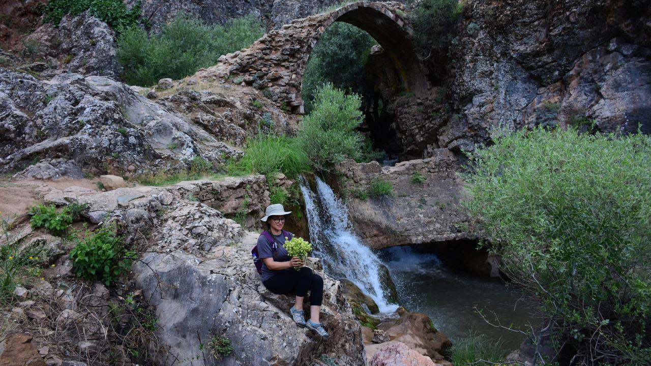 Tarihi ve doğal güzellikler iç içe