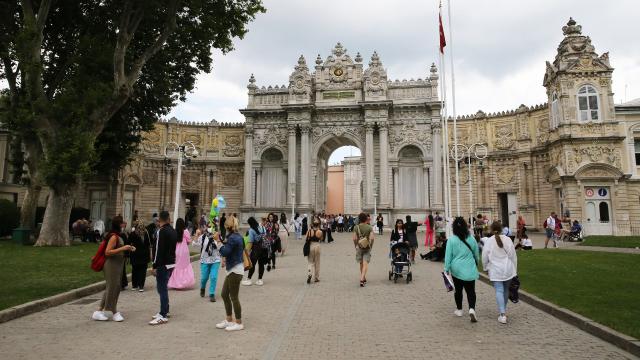 Milli Saraylara bağlı müzelerde ziyaretçi sayısı 2,5 milyonu aştı