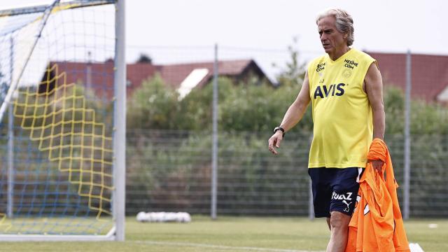 Fenerbahçe, Avusturyada ilk antrenmanını yaptı