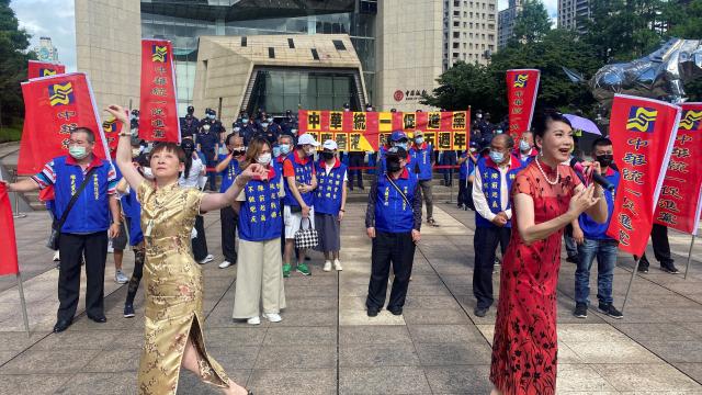 Hong Kongda devrin 25inci yılı