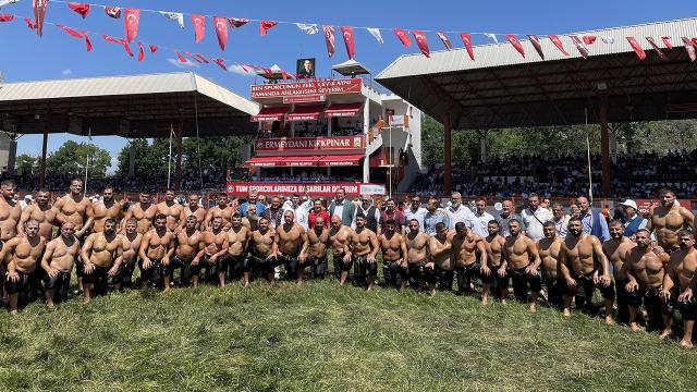Başpehlivanlar "cihan pehlivanı" Koca Yusufu unutmadı