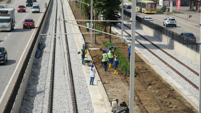 Bursada Kent Meydanı-Terminal tramvay hattında seferler başlıyor
