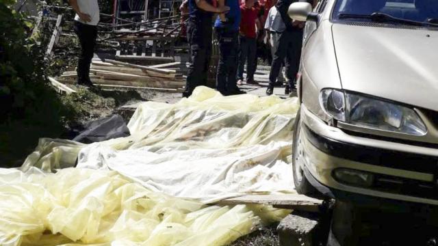 Zonguldakta el frenini çekmeyi unuttuğu otomobilinin altında kalan kişi öldü