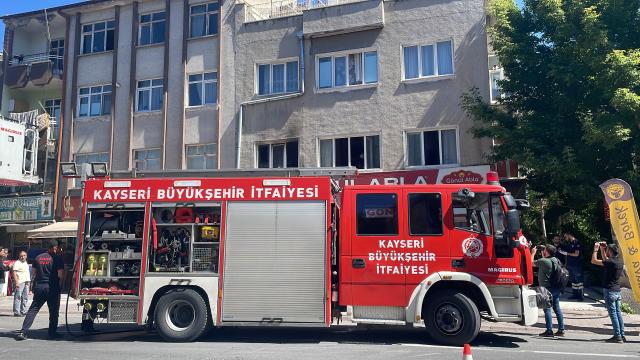 Kayseride bir evde çıkan yangın söndürüldü