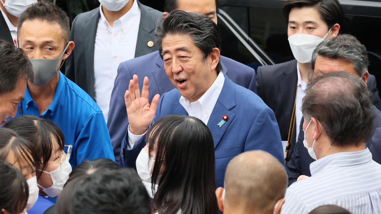 Sağlık sorunları için görevi bırakmıştı