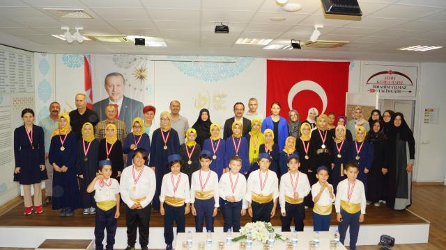 Antalyada "Geleneksel Okçuluk Yarışması ve Robot Sergisi" düzenlendi