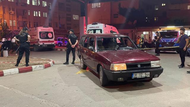 Hatayda otomobile silahlı saldırı: 1 ölü, 8 yaralı