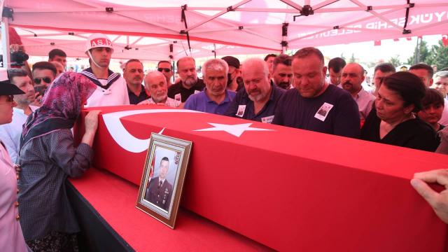 Şehit Ömür Ertuğrul Sarı, Kocaelide son yolculuğuna uğurlandı
