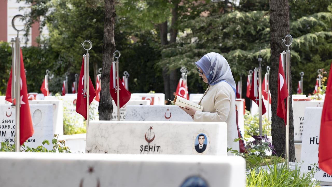 Cebeci Askeri Şehitliği