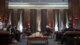 Siyasi partilerde bayramlaşma