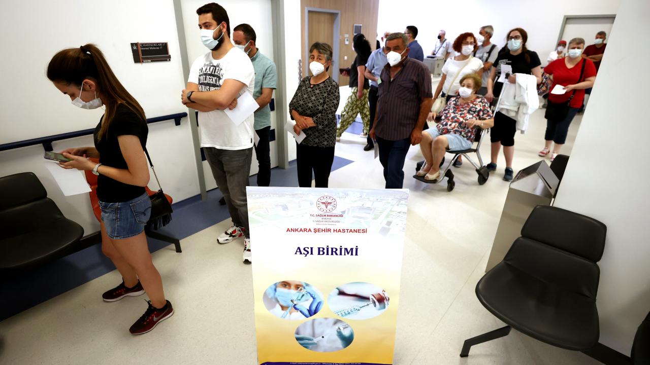 "Hatırlatma dozunu toplumsal bir sorumluluk olarak görüyorum"