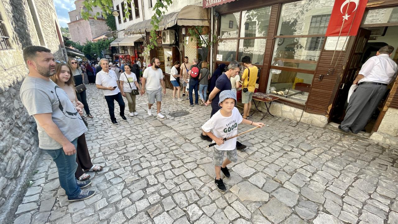 "Oldukça yoğun ve cazibeli"