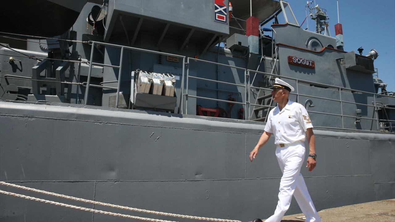 "Bir gün bile ayrı kaldığımızda denizi ve gemiyi özlüyoruz"