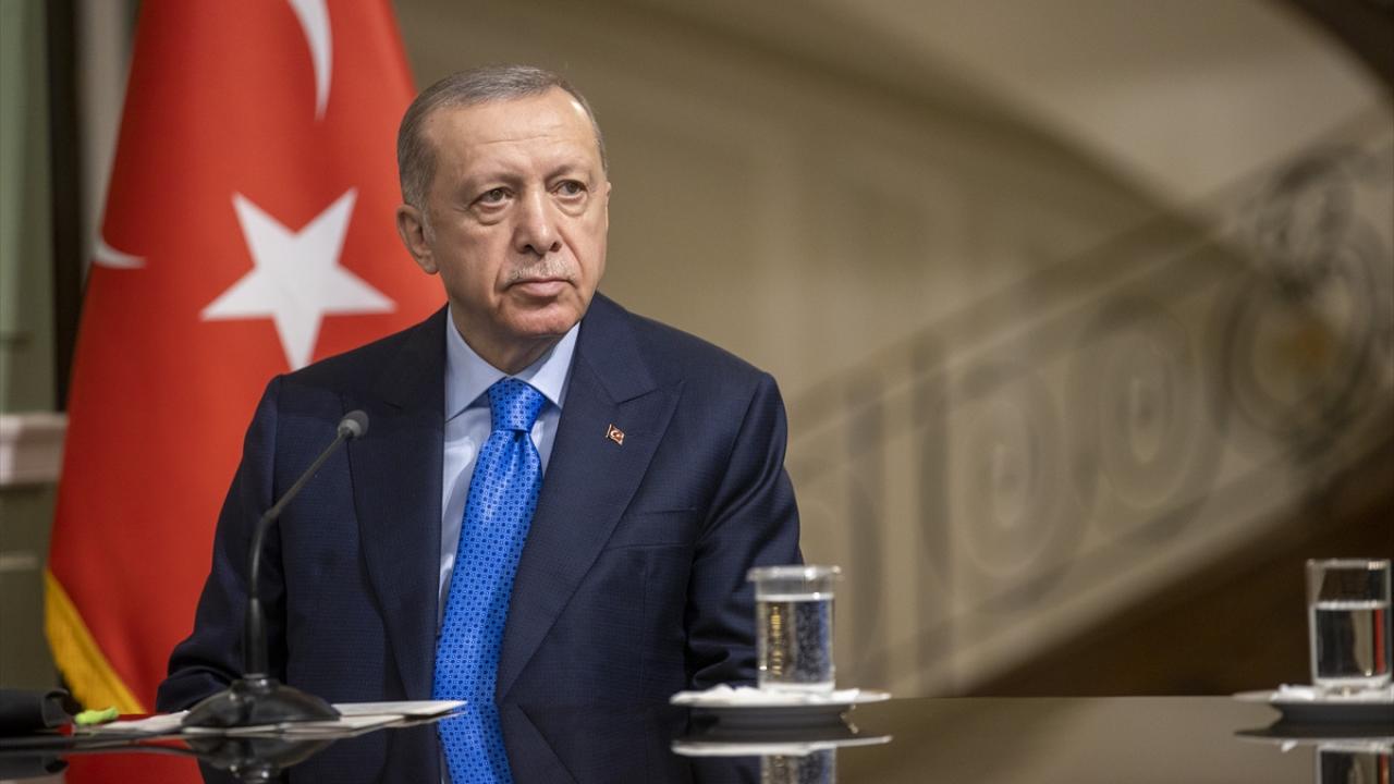 "Dayanışma içerisinde bir mücadeleyi sürdürmemiz gerekiyor"