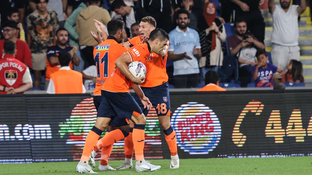 Chouiar ilk resmi maçına çıktı