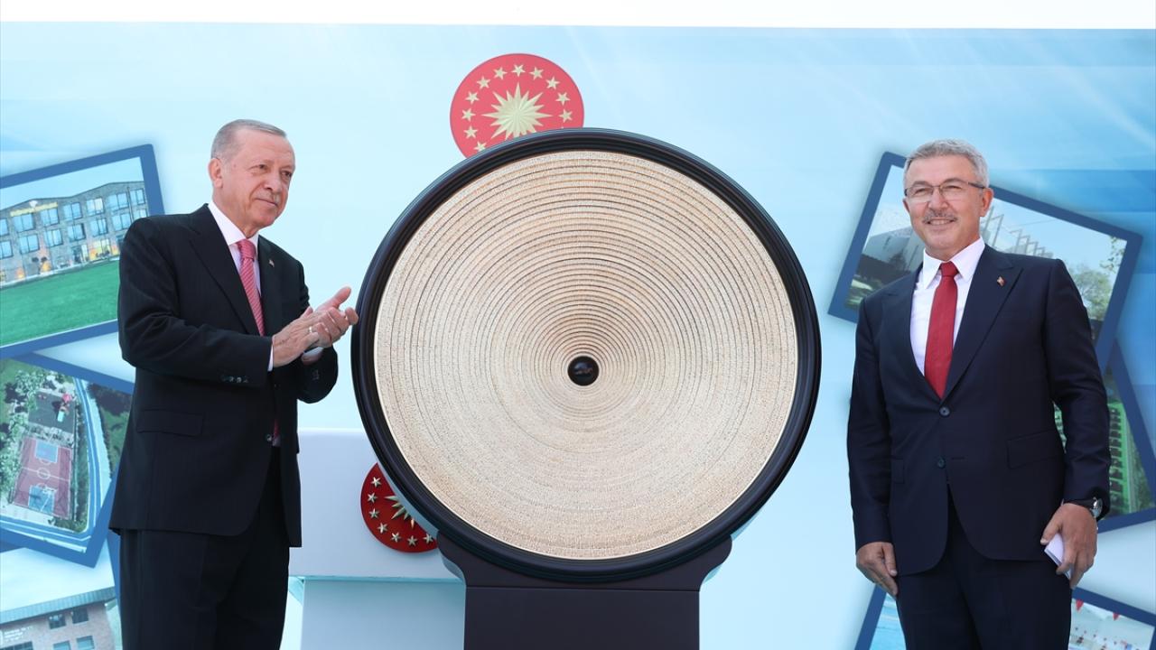 Açılış yapılan noktalara canlı bağlantılar yapıldı