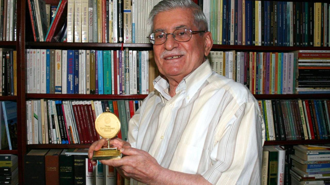 7 Güzel Adam`dan biriydi