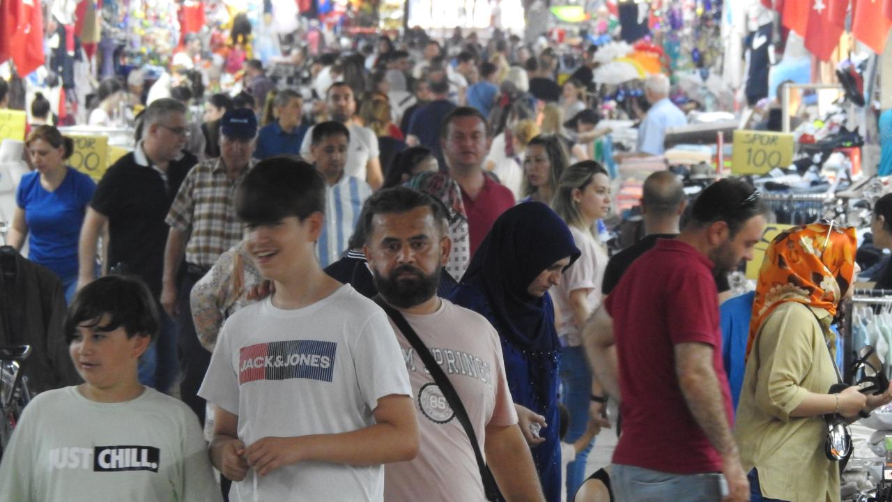 Edirne kırmızıya boyandı, vaka artışı vatandaşı tedirgin ediyor