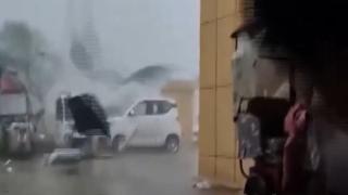 Çin'i kasırga vurdu