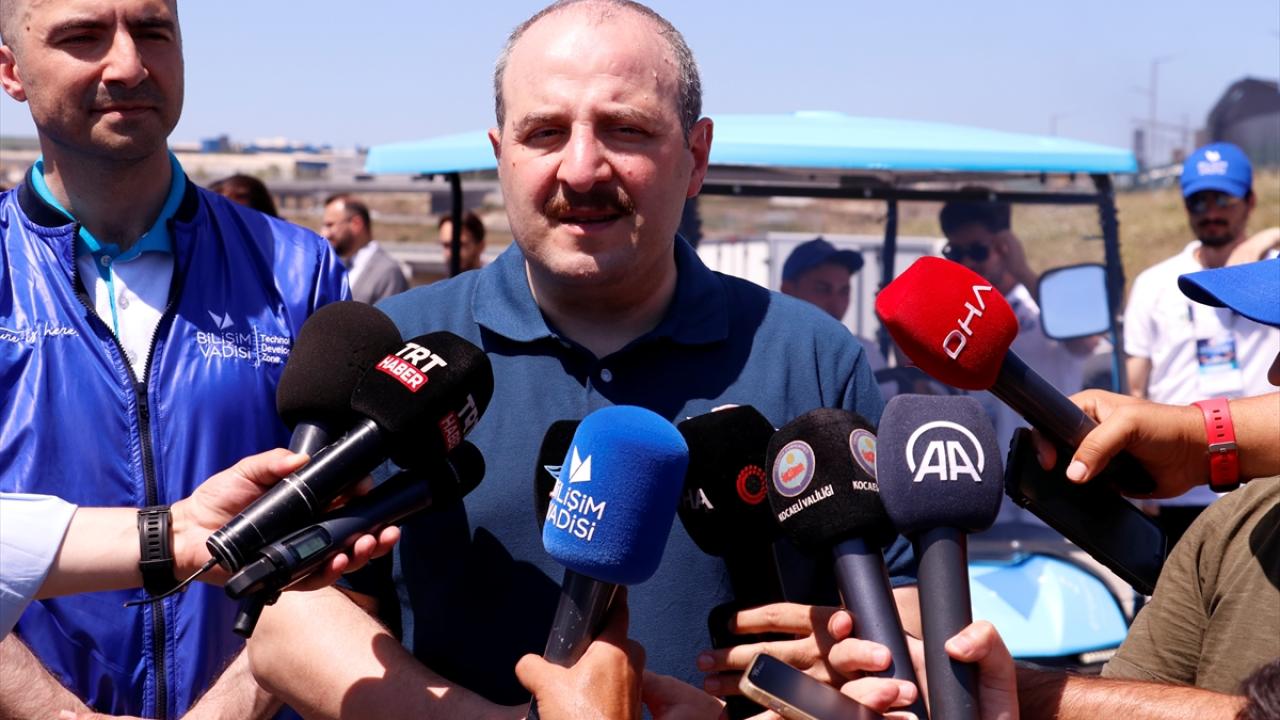 "Dünyada endüstri, teknoloji çok hızlı değişiyor, dönüşüyor"