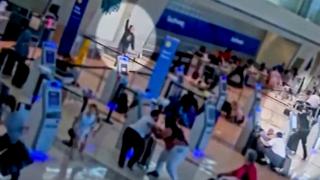 'Havaalanını havaya uçuracağım' dedi, 3 el ateş etti