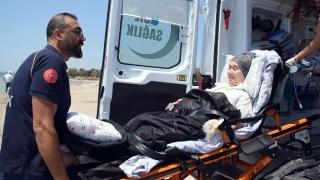 Denizi görmek isteyen yatağa bağımlı hastanın isteği yerine geldi