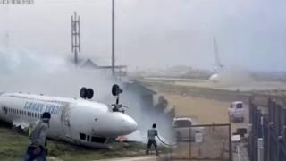 Somali'de ters dönerek alev alan ait uçağın görüntüleri ortaya çıktı