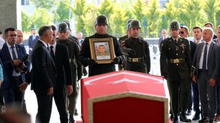 Şehit Mevlüt Yoğurtcu son yolculuğuna uğurlandı