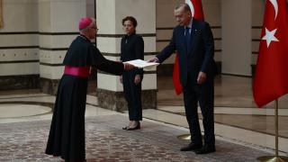 Vatikan'ın Ankara Büyükelçisi Solczynski, Cumhurbaşkanı Erdoğan'a güven mektubu sundu