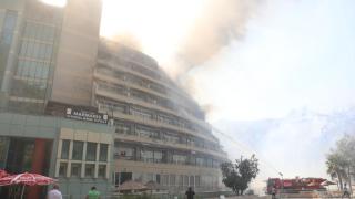Marmaris'te uygulama oteline sıçrayan yangın kontrol altına alındı