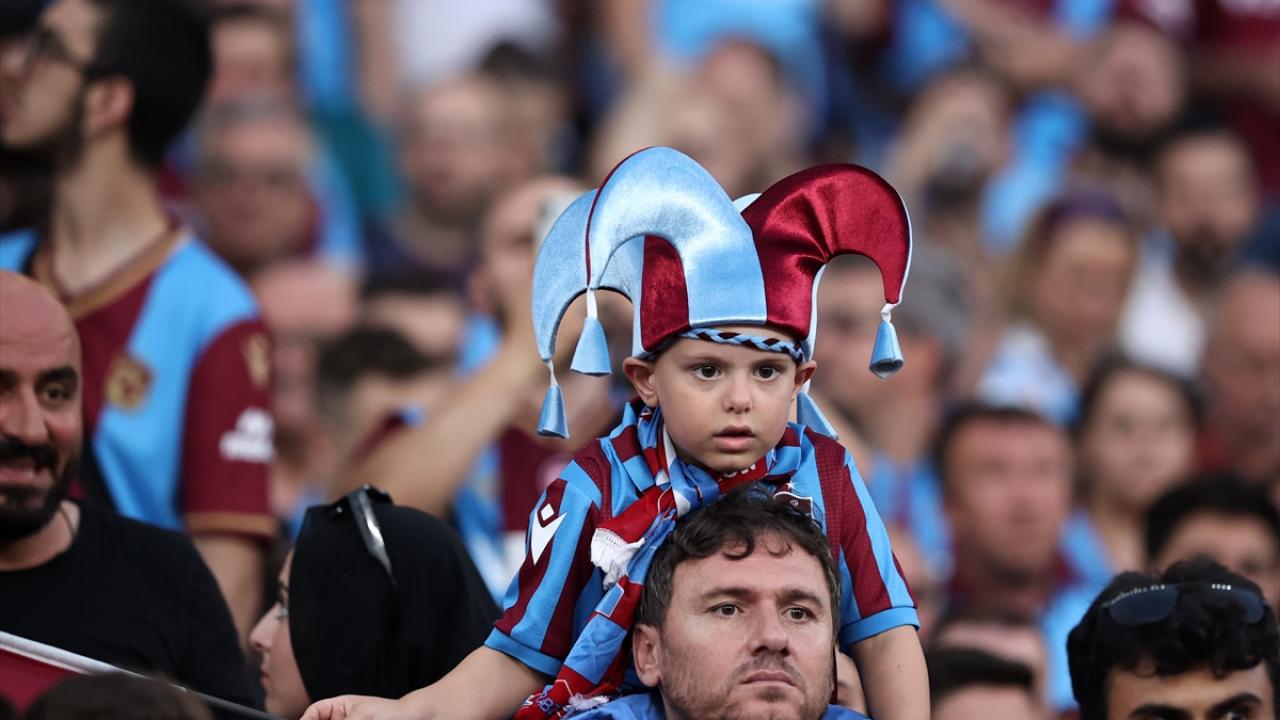 Trabzonspor, Süper Kupa sayısında Fenerbahçe`yi yakaladı