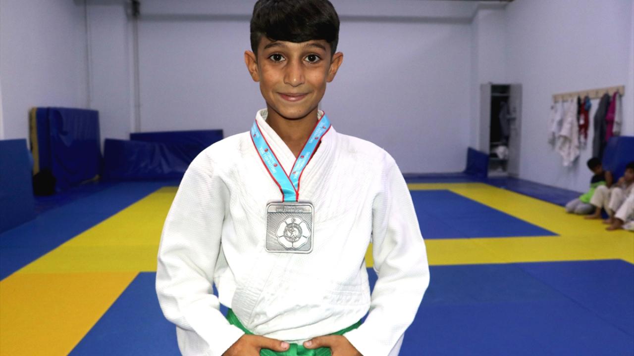 Hedefi Türkiye`yi olimpiyatlarda temsil etmek