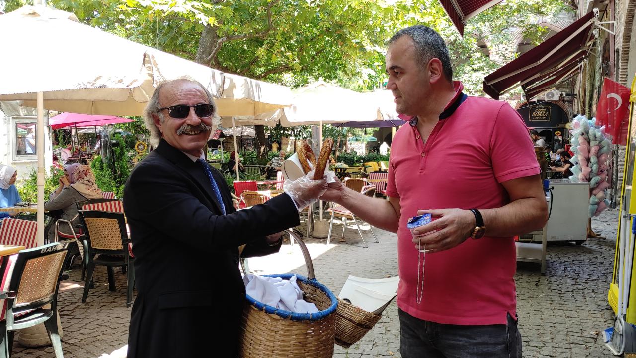 "Akşam eve gittiğimde elbiselerim bembeyaz oluyor"