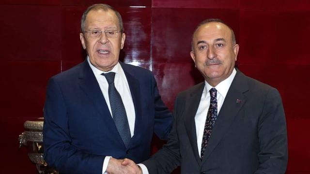 Bakan Çavuşoğlu Lavrov ile tahıl koridorunu görüştü