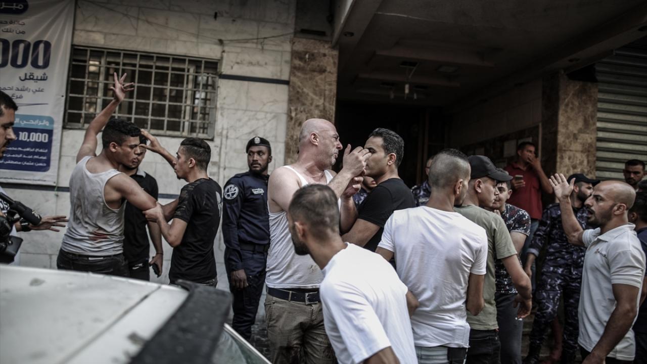 15 FİLİSTİNLİ HAYATINI KAYBETTİ, 125 KİŞİ YARALANDI